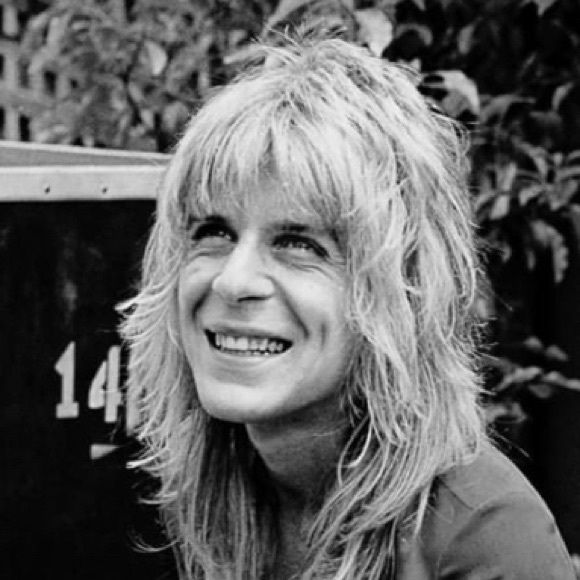 Meet your Posher, Astrid - Picture 1 of 1